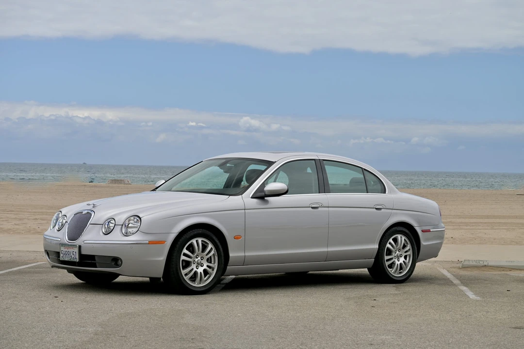 2005 Jaguar S-Type 2nd Gen - Image 2 of 31