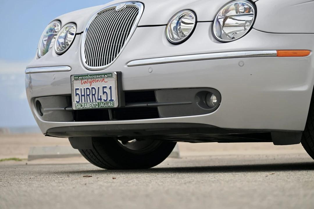 2005 Jaguar S-Type 2nd Gen - Image 27 of 31