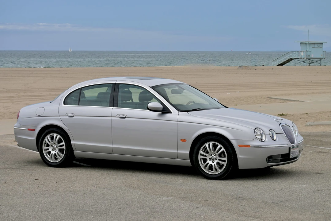 2005 Jaguar S-Type 2nd Gen - Image 16 of 31