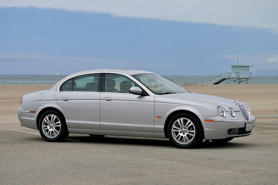 2005 Jaguar S-Type 2nd Gen - Image 17 of 31