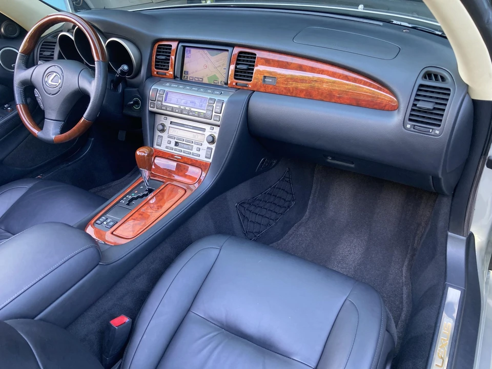 2005 Lexus SC430 - Image 25 of 31