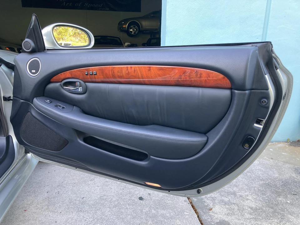 2005 Lexus SC430 - Image 20 of 31