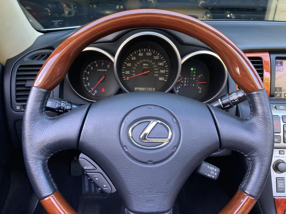 2005 Lexus SC430 - Image 23 of 31