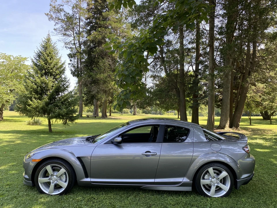 2005 Mazda RX-8 1st Gen - Image 25 of 31