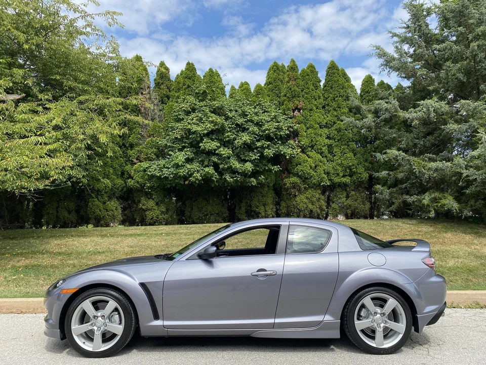 2005 Mazda RX-8 1st Gen - Image 26 of 31