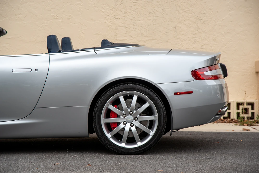2006 Aston Martin DB9 - Image 24 of 31