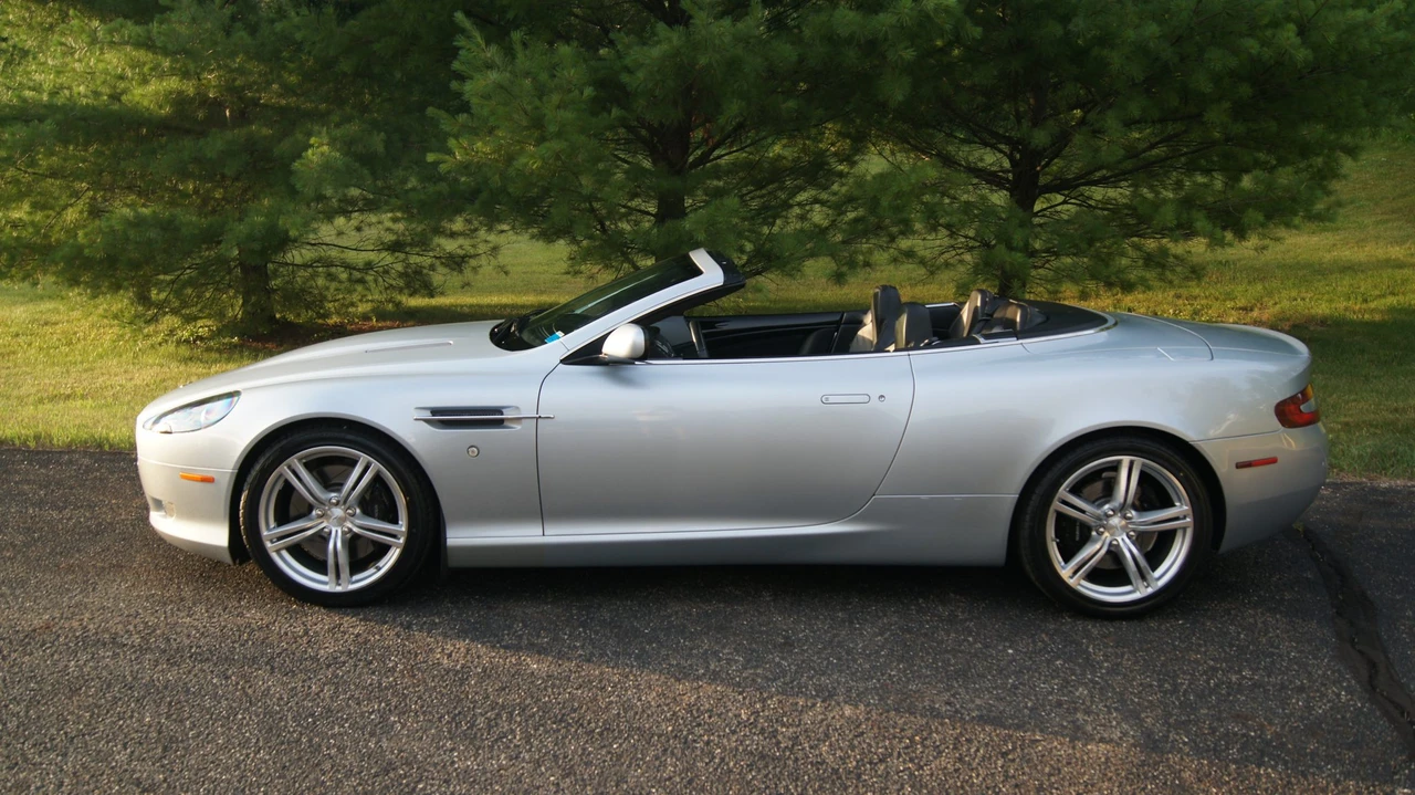 2006 Aston Martin DB9 - Image 19 of 31
