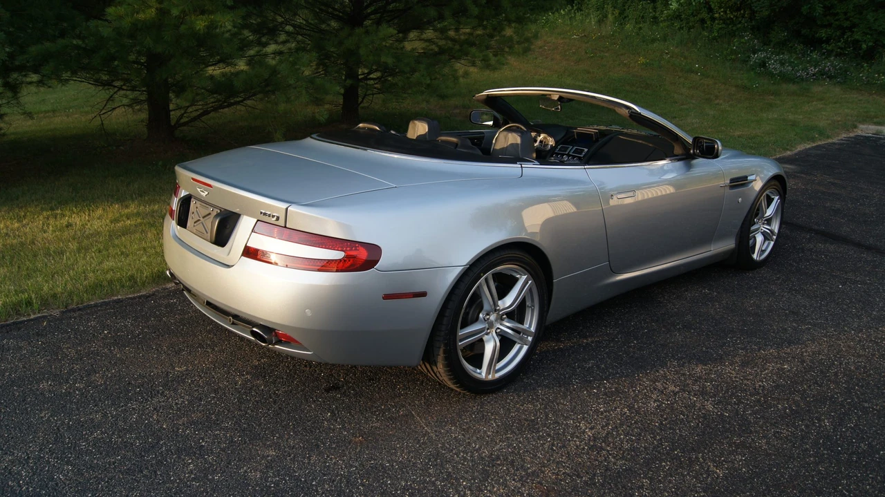 2006 Aston Martin DB9 - Image 12 of 31