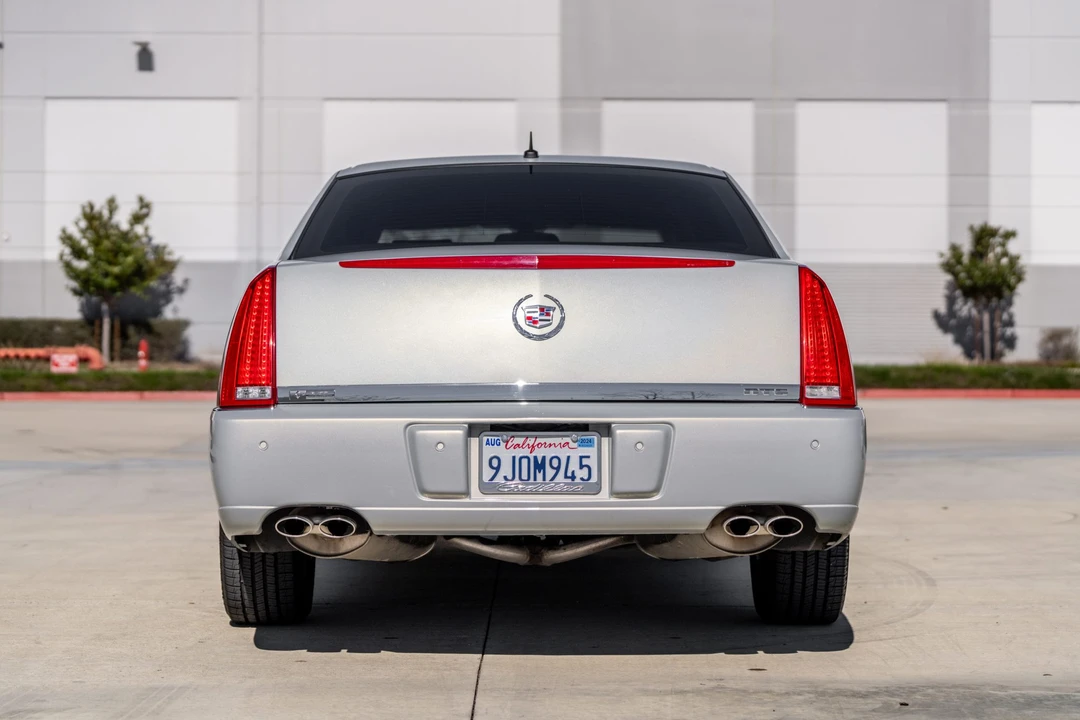 2006 Cadillac DTS - Image 5 of 31