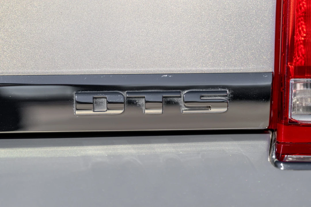 2006 Cadillac DTS - Image 31 of 31