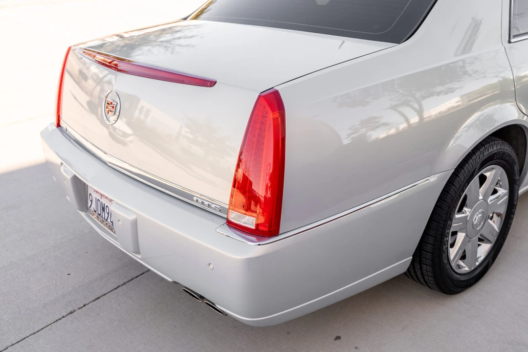 2006 Cadillac DTS - Image 22 of 31
