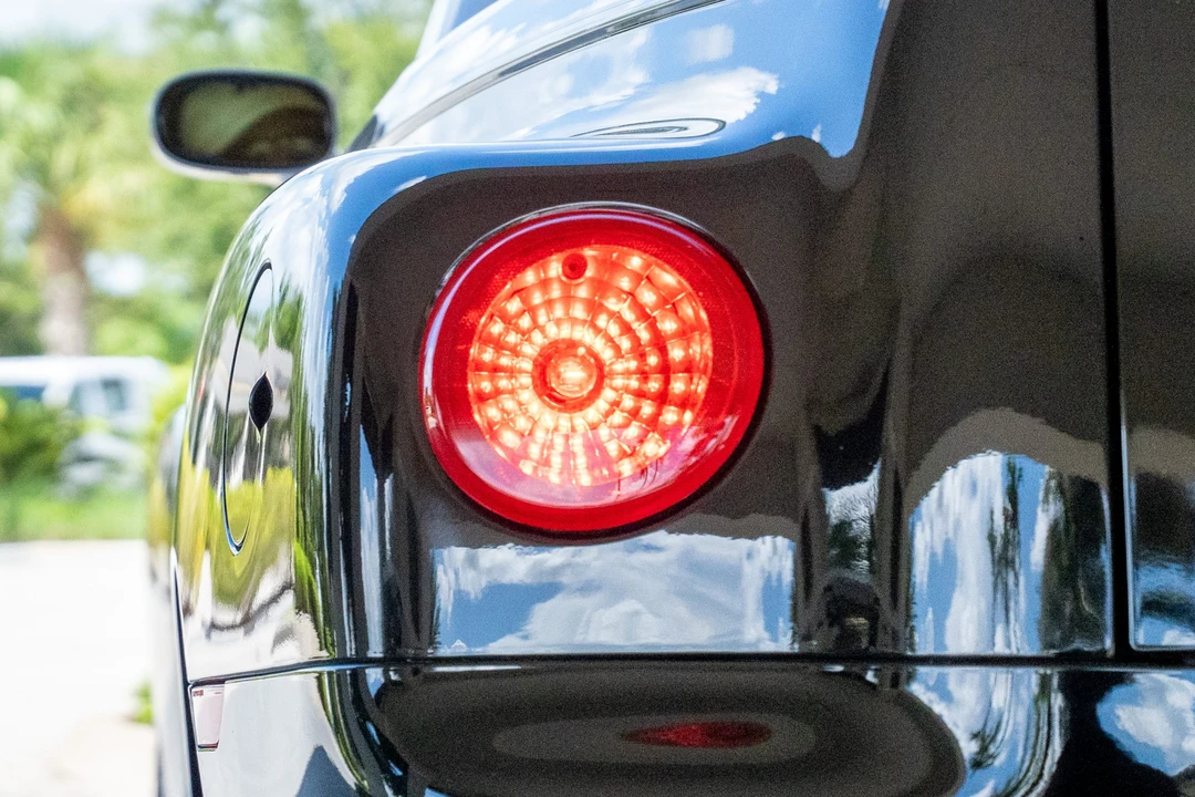 2006 Chevrolet SSR - Image 25 of 31