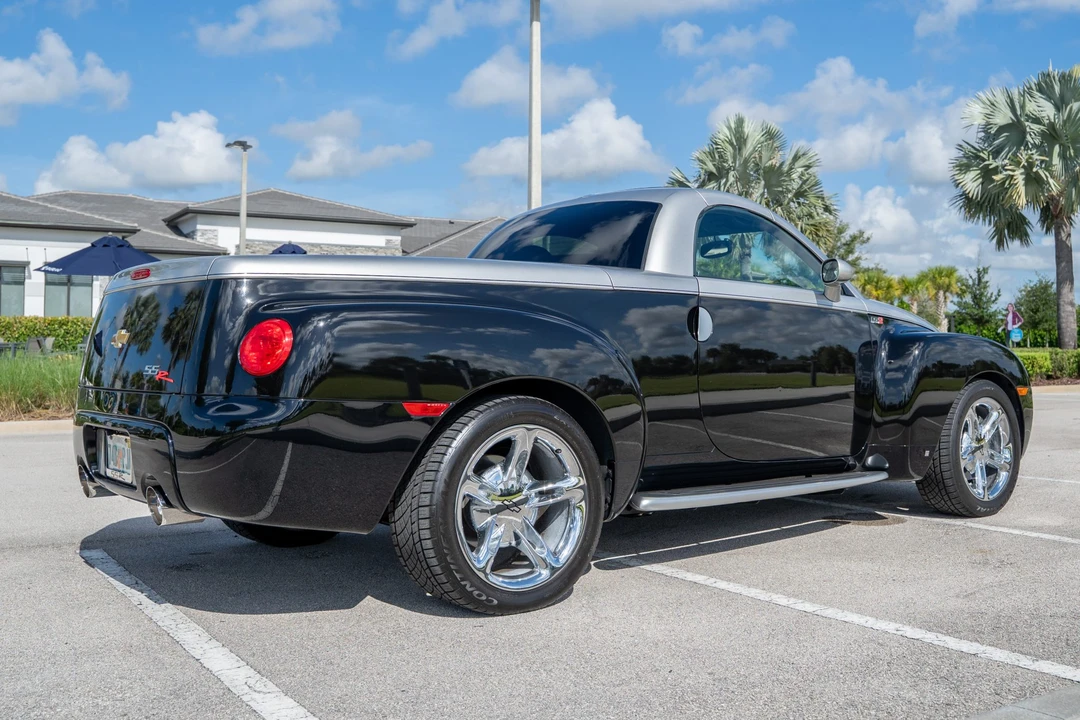 2006 Chevrolet SSR - Image 15 of 31