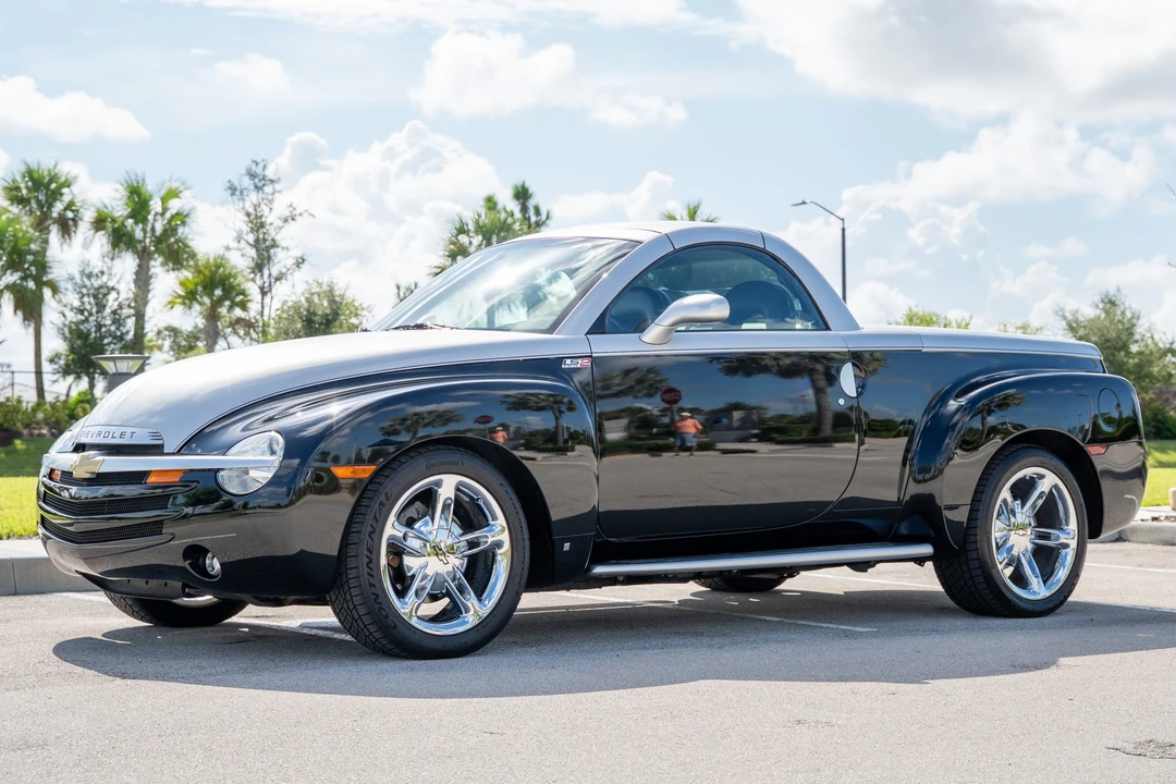 2006 Chevrolet SSR - Image 10 of 31
