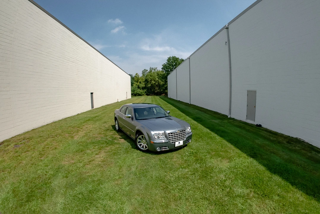 2006 Chrysler 300 (2005-2023) - Image 17 of 31