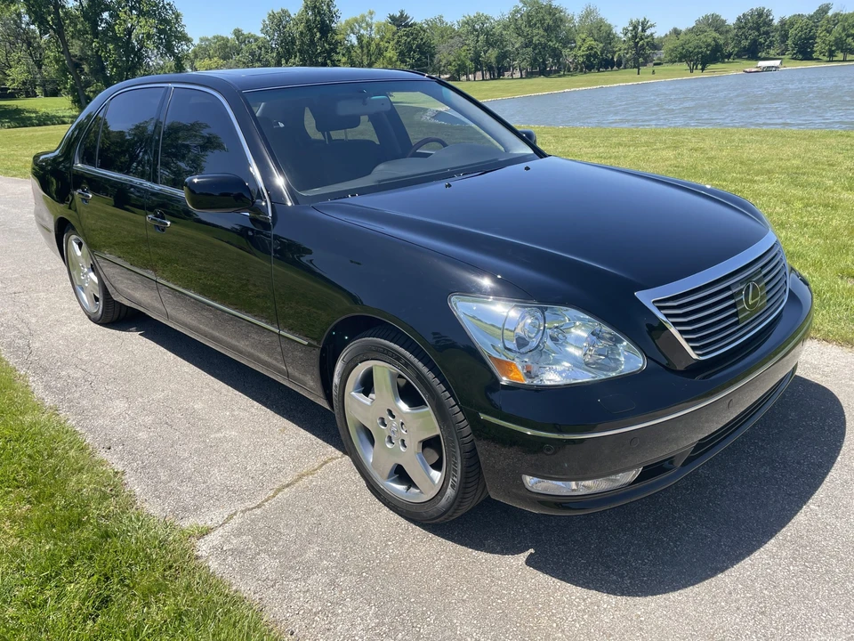 2006 Lexus LS 3rd Gen - Image 21 of 31
