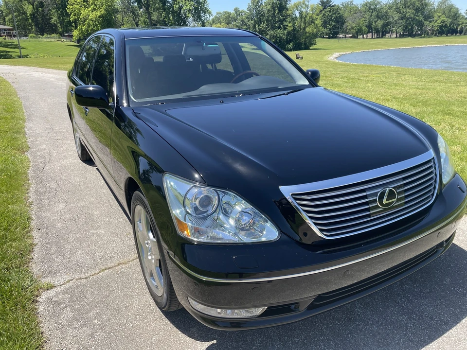 2006 Lexus LS 3rd Gen - Image 22 of 31