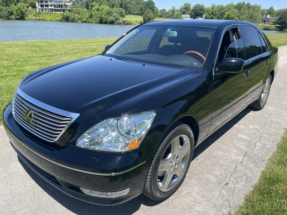 2006 Lexus LS 3rd Gen - Image 5 of 31