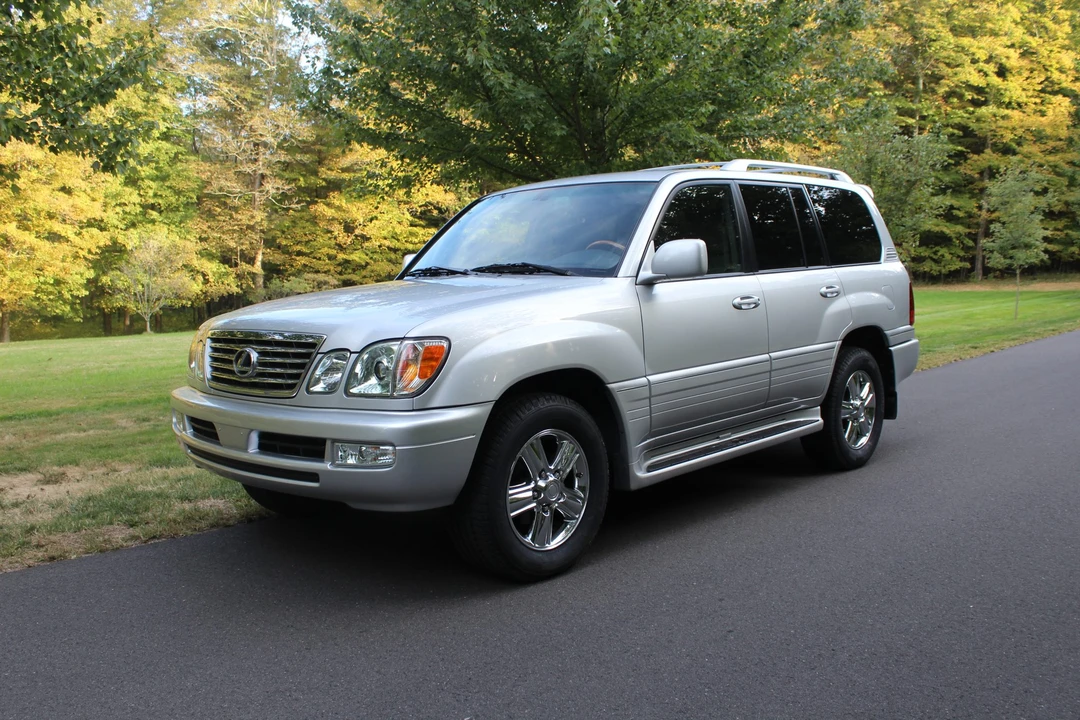 2006 Lexus LX 2nd Gen - Image 7 of 31