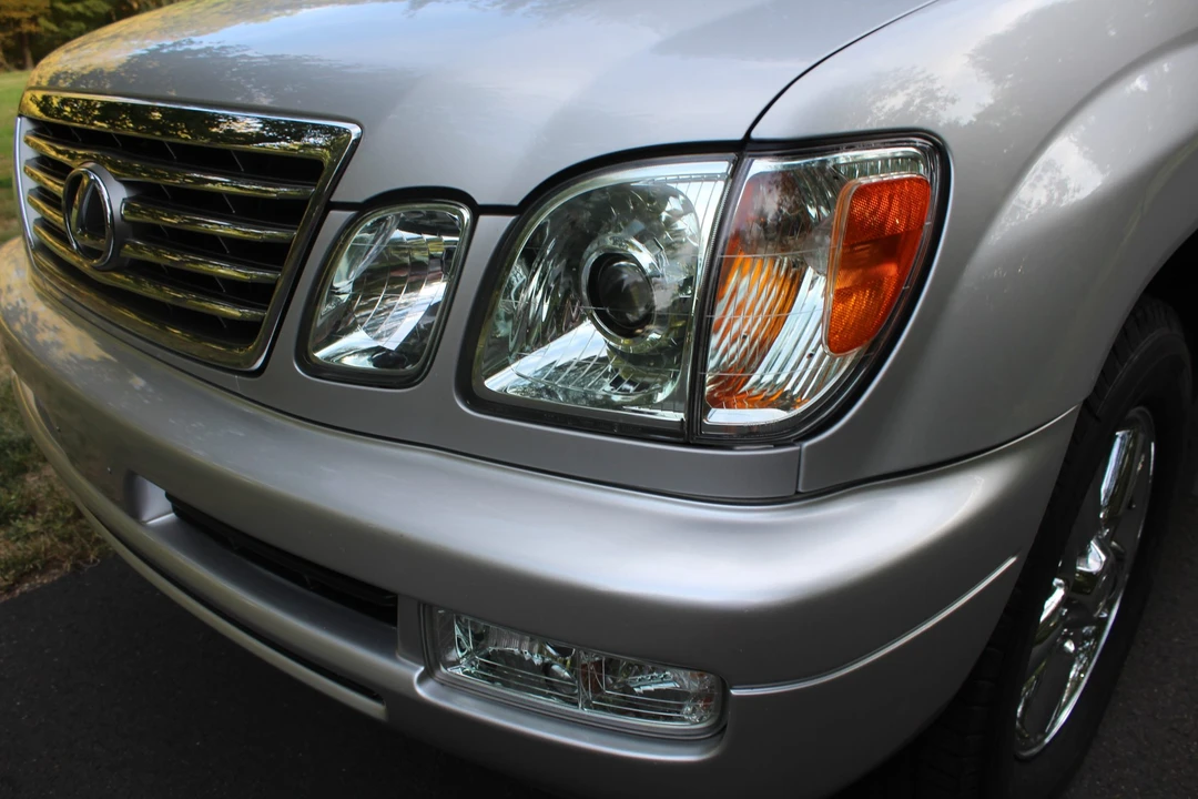 2006 Lexus LX 2nd Gen - Image 31 of 31