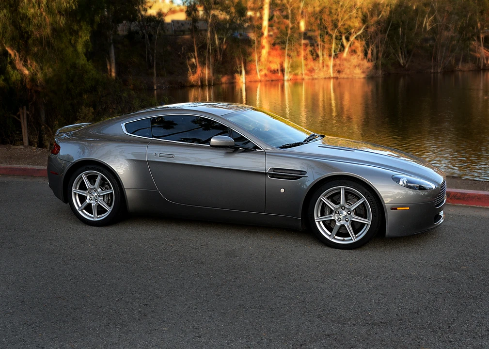 2007 Aston Martin V8 Vantage (2006-2017) - Image 2 of 31