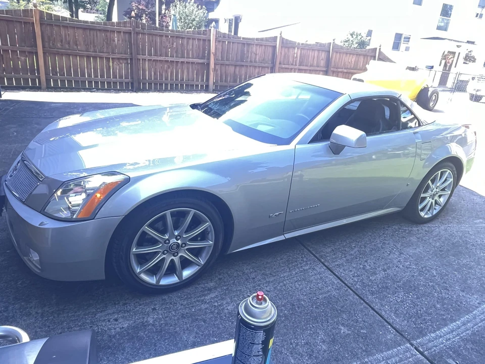 2007 Cadillac XLR-V - Image 16 of 31
