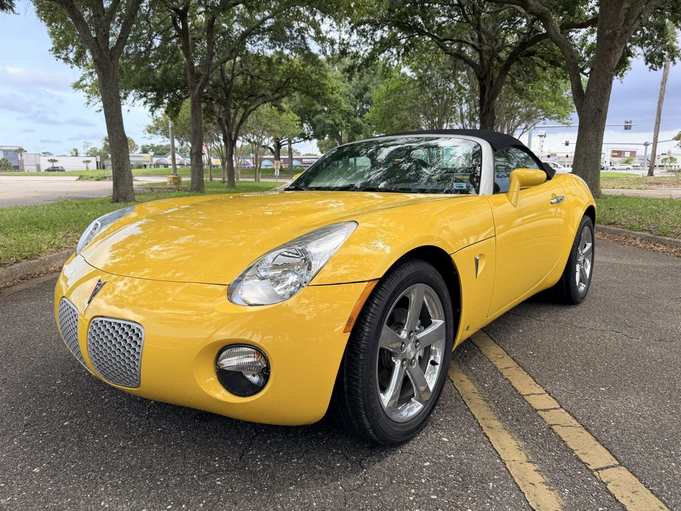 2007 Pontiac Solstice - Image 3 of 31