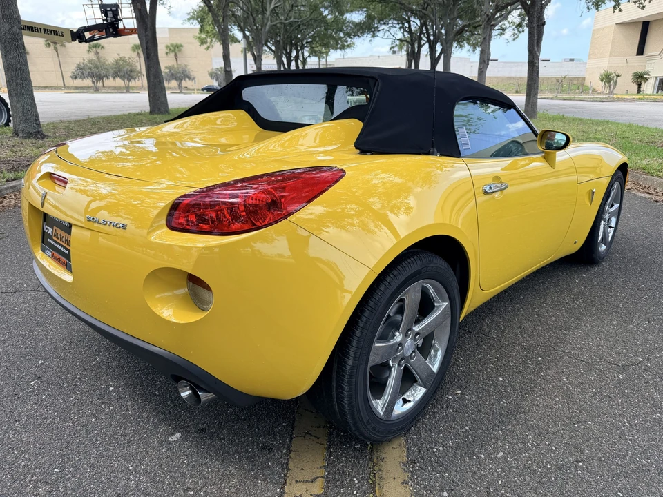 2007 Pontiac Solstice - Image 13 of 31