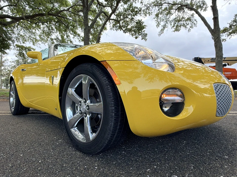 2007 Pontiac Solstice - Image 9 of 31