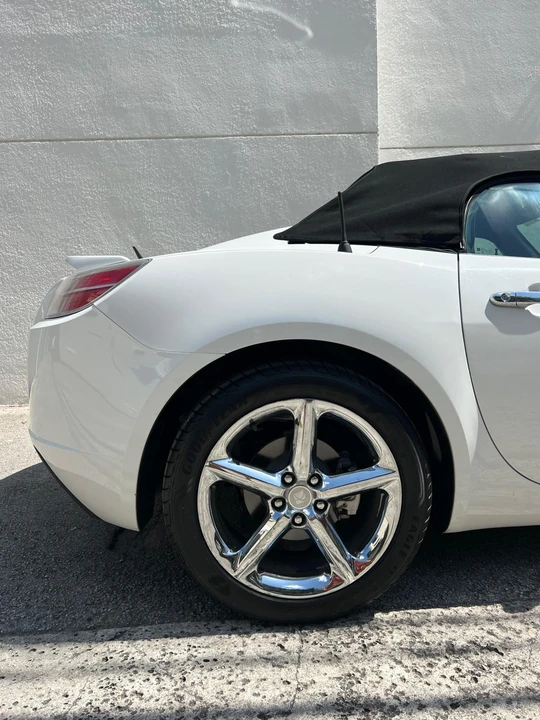 2007 Saturn Sky - Image 17 of 31