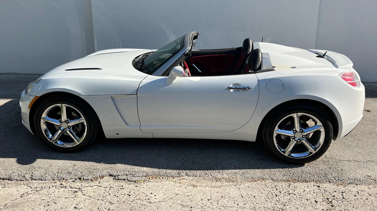2007 Saturn Sky - Image 3 of 31