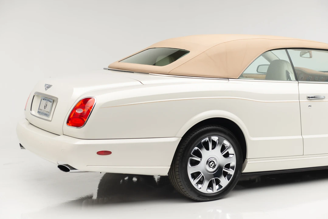 2008 Bentley Azure 2nd Gen - Image 19 of 31
