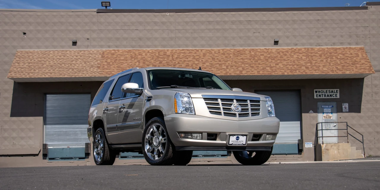 2008 Cadillac Escalade & EXT 3rd Gen - Image 16 of 31