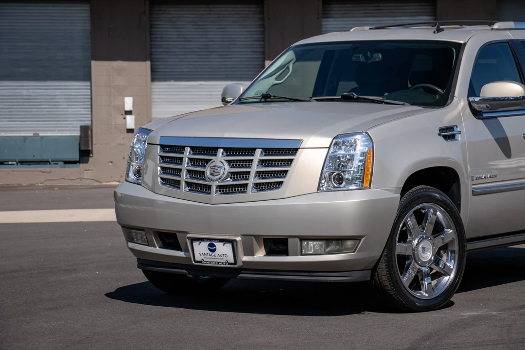 2008 Cadillac Escalade & EXT 3rd Gen - Image 24 of 31