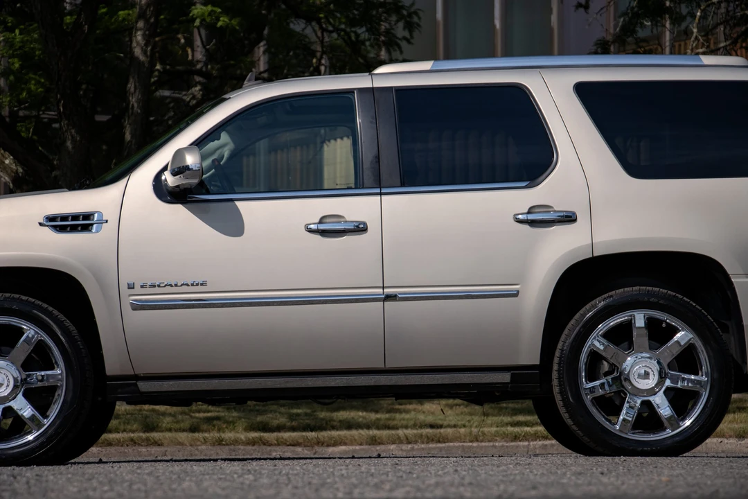 2008 Cadillac Escalade & EXT 3rd Gen - Image 27 of 31