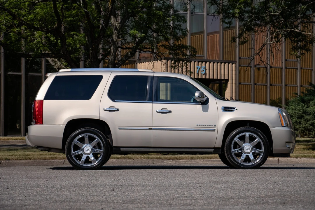 2008 Cadillac Escalade & EXT 3rd Gen - Image 13 of 31