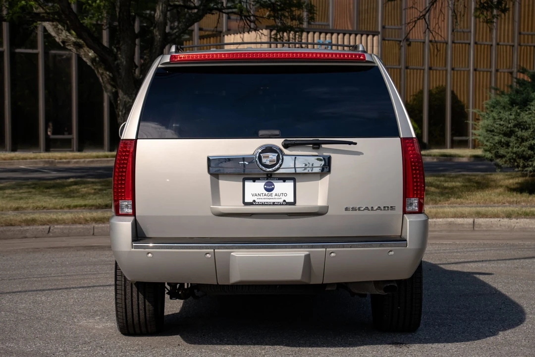 2008 Cadillac Escalade & EXT 3rd Gen - Image 8 of 31