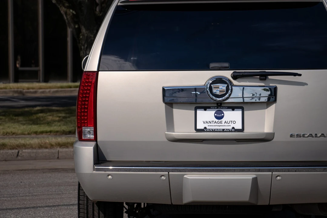 2008 Cadillac Escalade & EXT 3rd Gen - Image 31 of 31