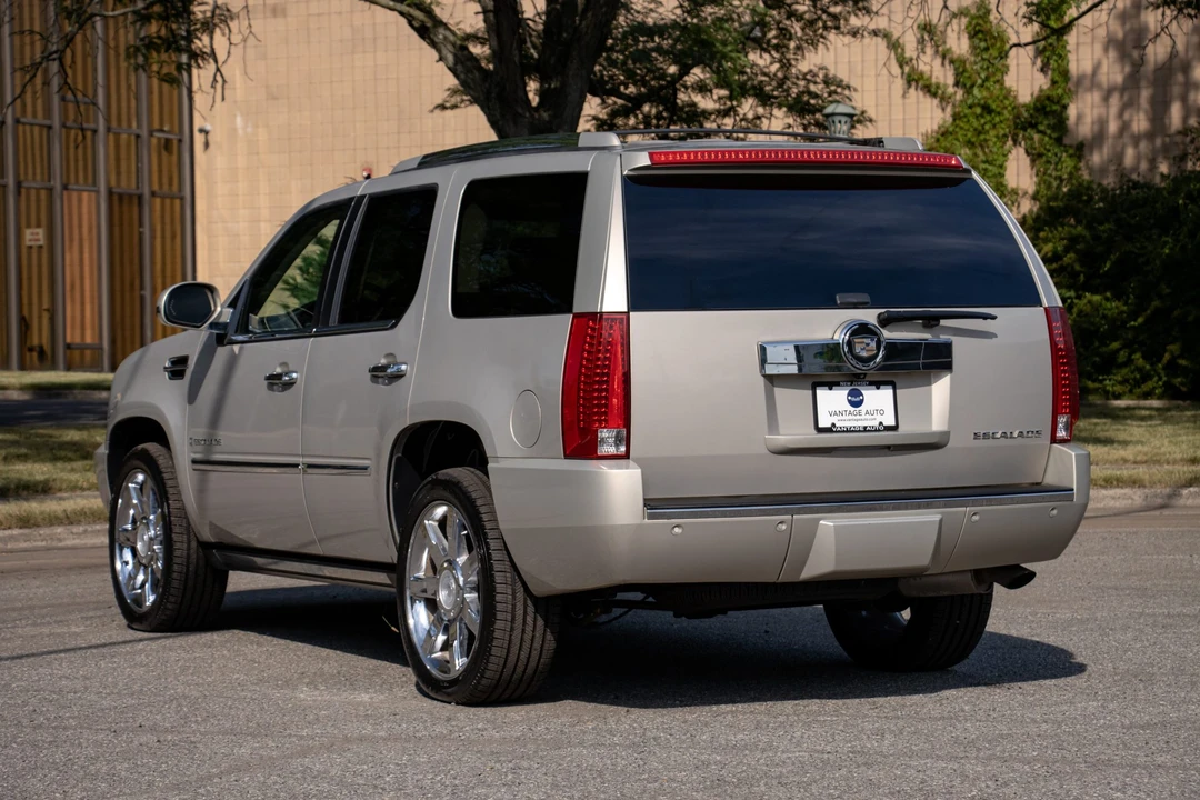 2008 Cadillac Escalade & EXT 3rd Gen - Image 7 of 31