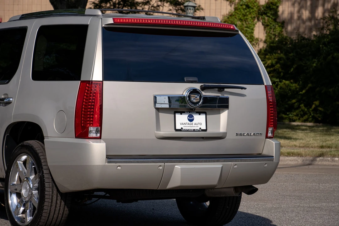 2008 Cadillac Escalade & EXT 3rd Gen - Image 30 of 31