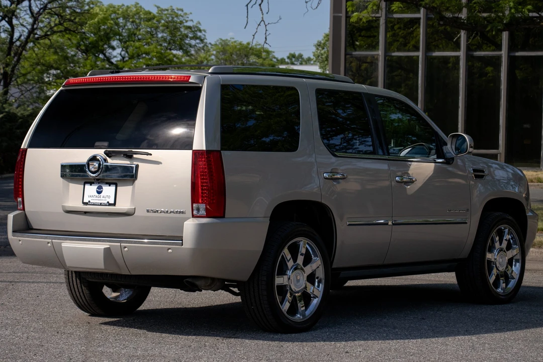 2008 Cadillac Escalade & EXT 3rd Gen - Image 10 of 31
