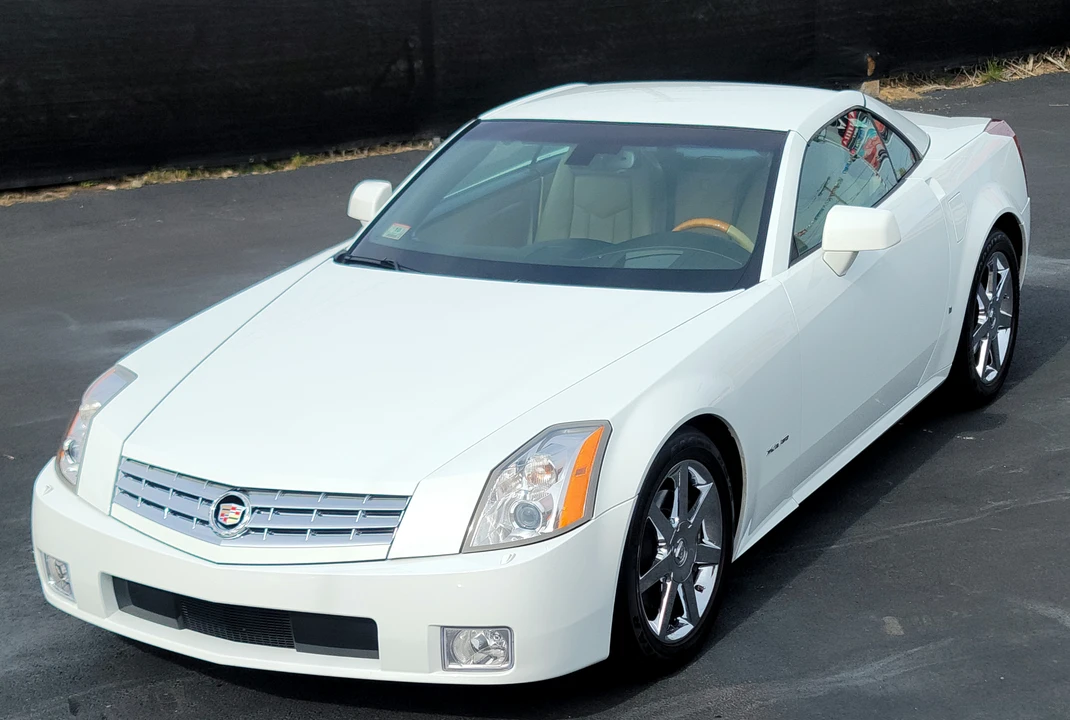 2008 Cadillac XLR - Image 21 of 31