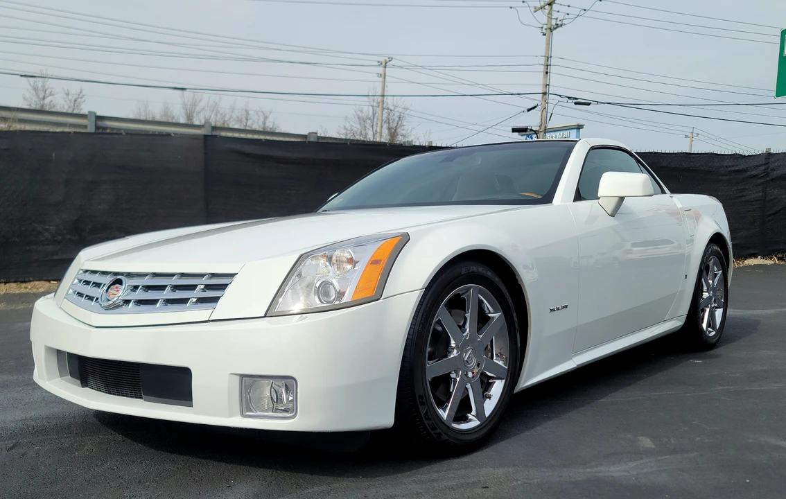 2008 Cadillac XLR - Image 23 of 31
