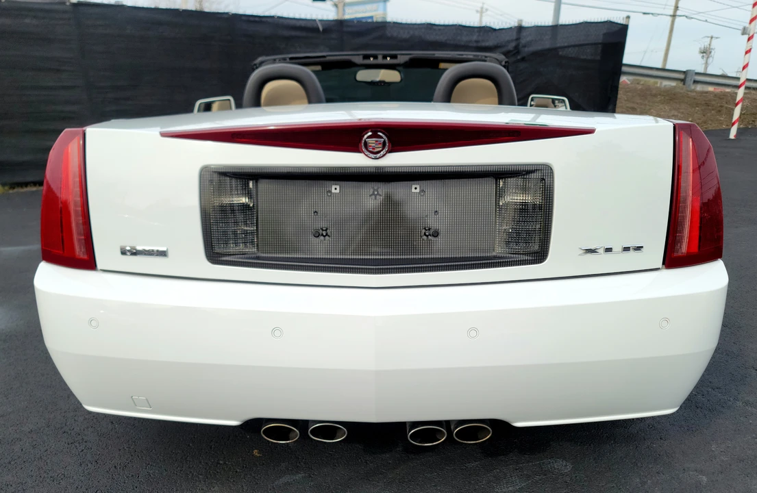 2008 Cadillac XLR - Image 14 of 31