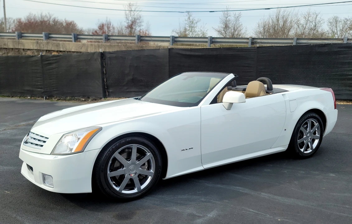 2008 Cadillac XLR - Image 19 of 31