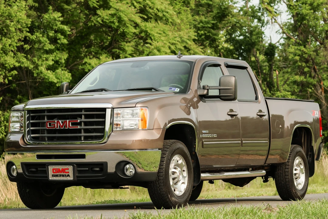 2008 GMC Sierra Heavy Duty 3rd Gen - Image 2 of 31