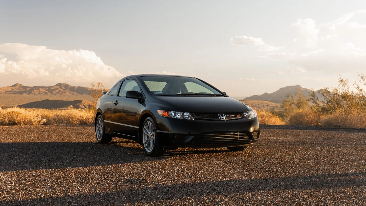 2008 Honda Civic Si 8th Gen - Image 2 of 31