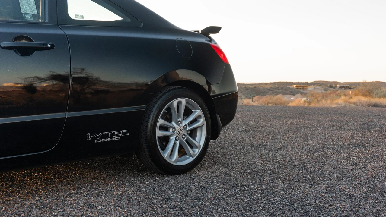 2008 Honda Civic Si 8th Gen - Image 29 of 31