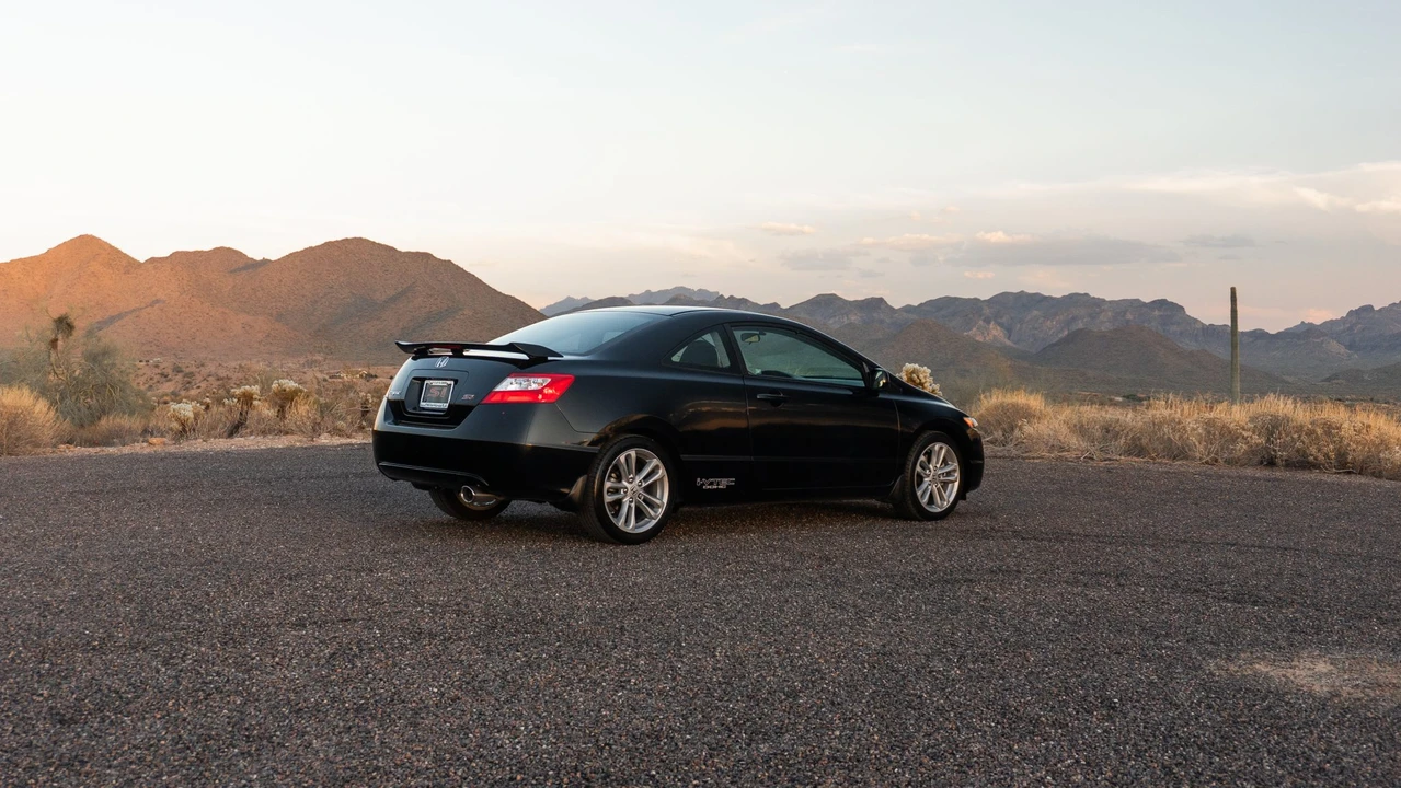 2008 Honda Civic Si 8th Gen - Image 15 of 31