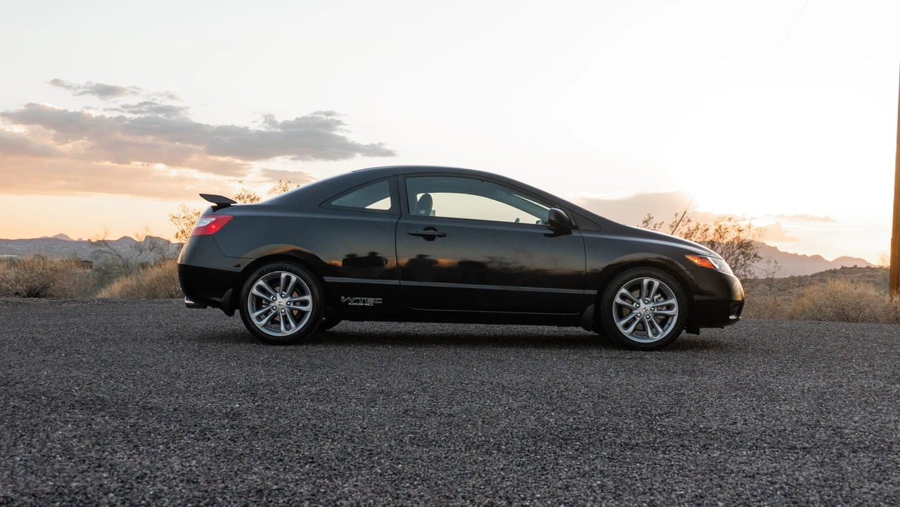 2008 Honda Civic Si 8th Gen - Image 13 of 31